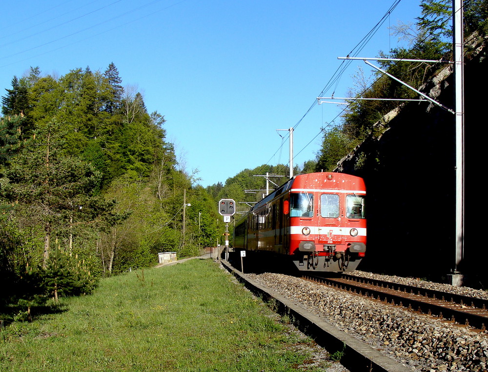 Neuchâtel - Travers - Pontarlier (F)..01