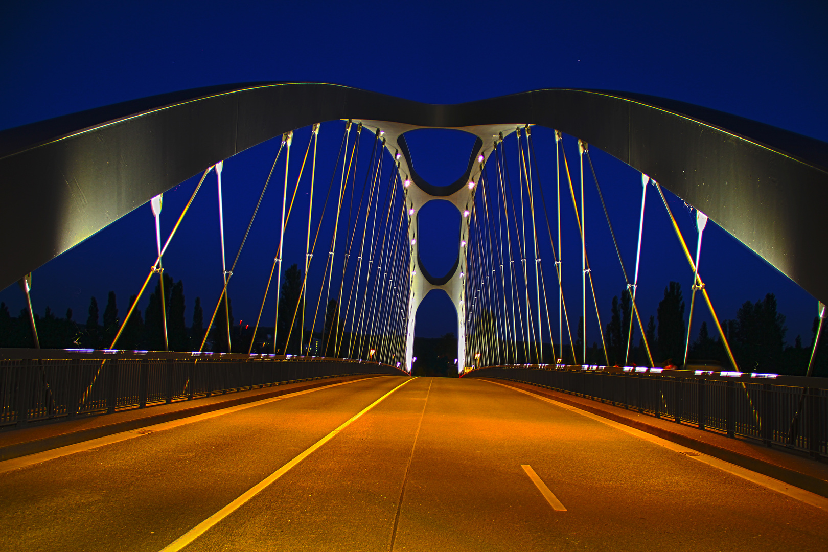 Neue Brücke Frankfurt Ost