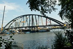 Neue Brücke im Osthafen Frankfurt