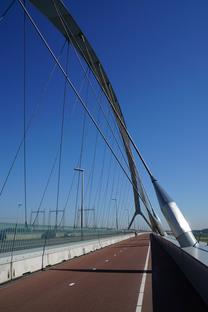 neue Brücke in Nijmegen