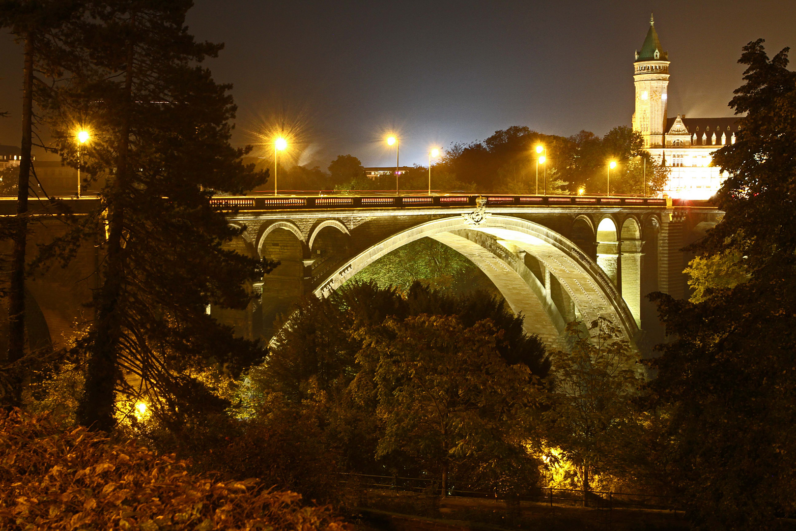 Neue Brücke Stadt Luxemburg