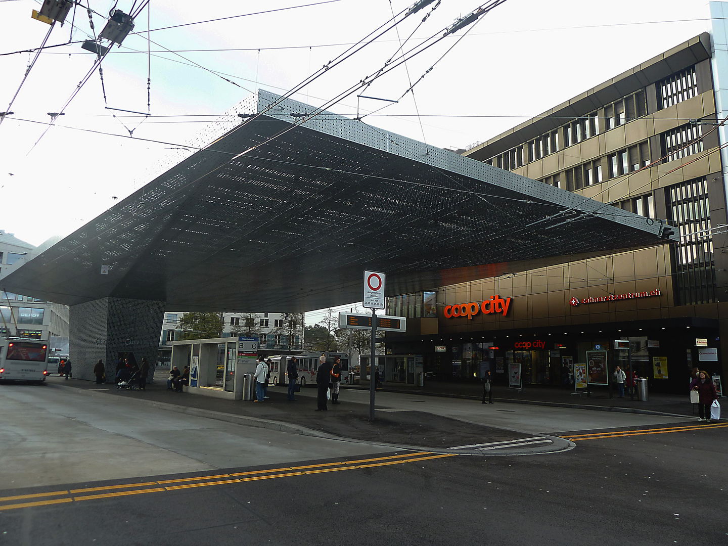 Neue Busstation in Winterthur HB