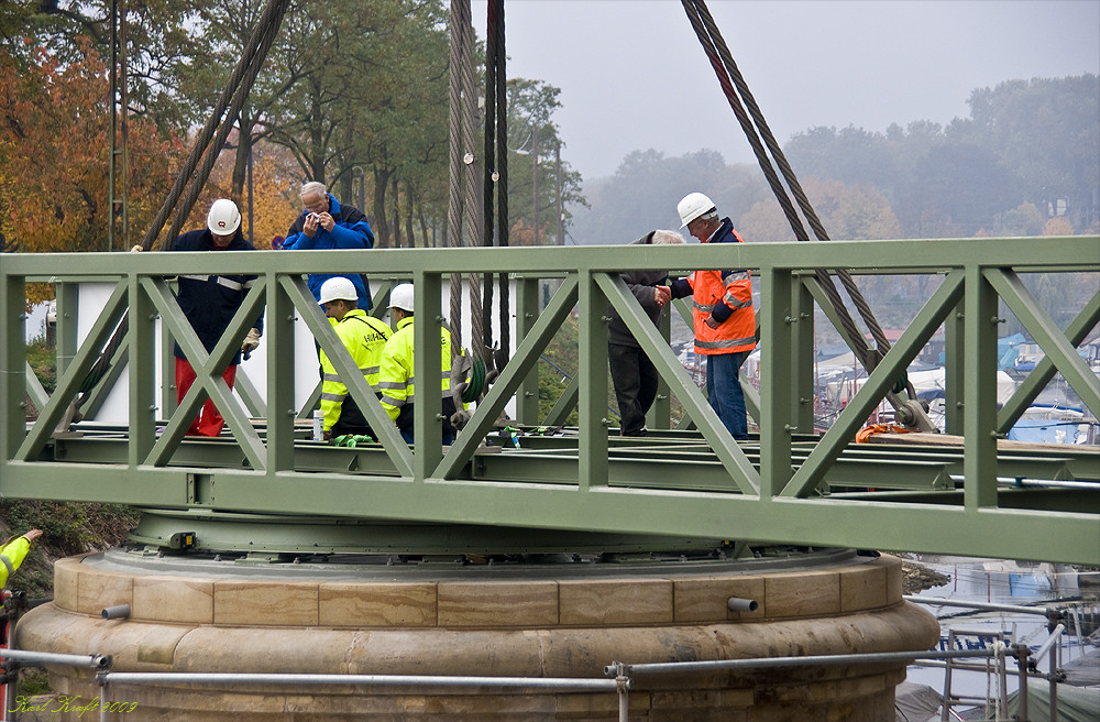 Neue Drehbrücke am Winterhafen (IV)