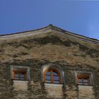 Neue Fenster, altes Haus