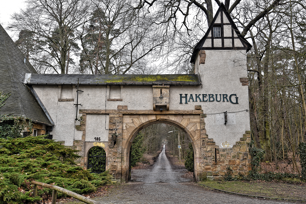 Neue Hakeburg 1