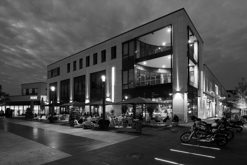 Neue Mitte Foto & Bild architektur, architektur bei nacht, sw Bilder