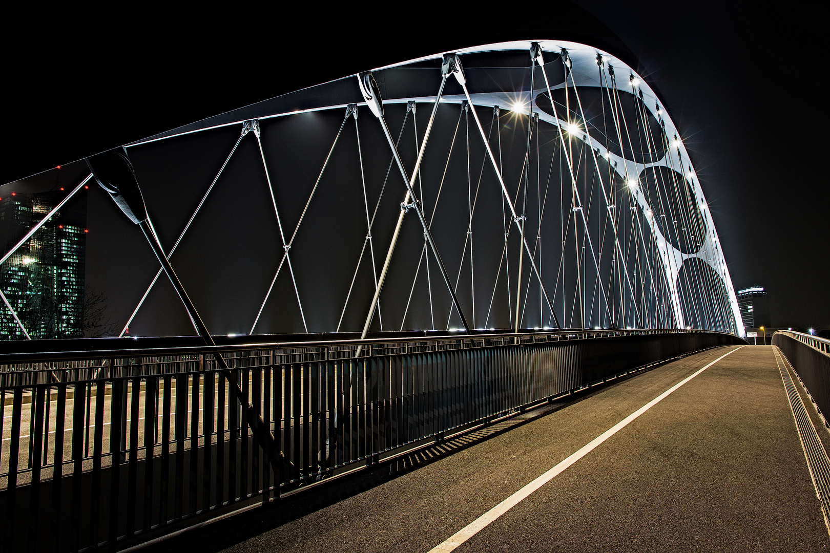 Neue Osthafenbrücke Frankfurt