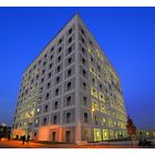 Neue Stadtbibliothek Stuttgart am Abend, Architektur in Stuttgart