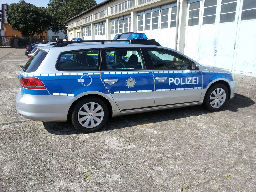 Neue Streifenwagen........02