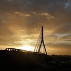 Neue und alte Rheinbrücke in Wesel