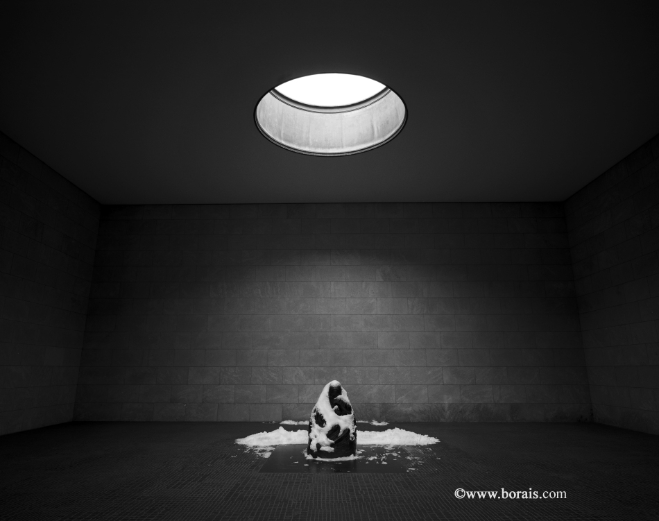 Neue Wache, Unter den Linden (Berlin) / New Guard House in Berlin, Germany