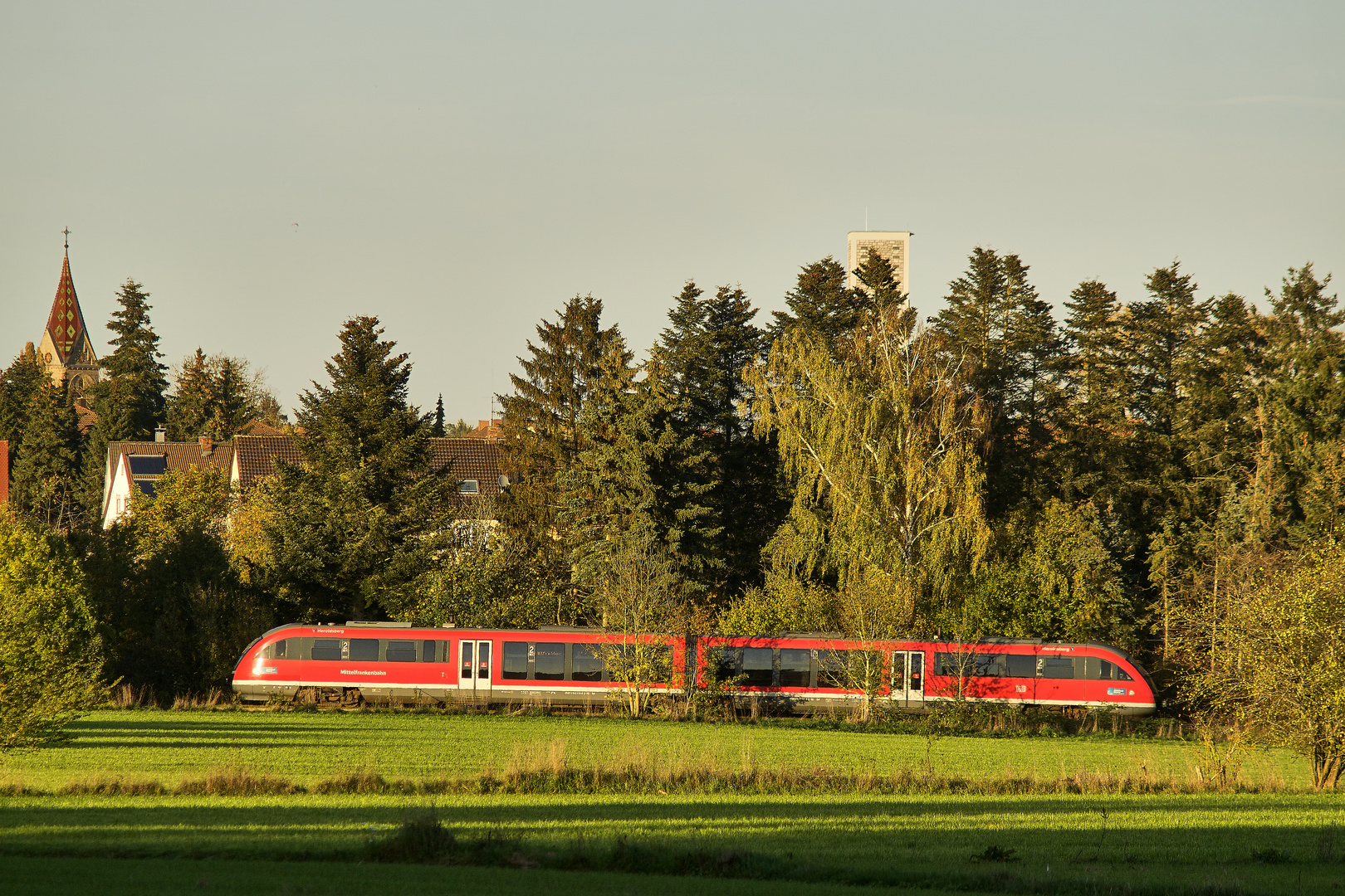 Neuendettelsauer Zweikirchturmblick