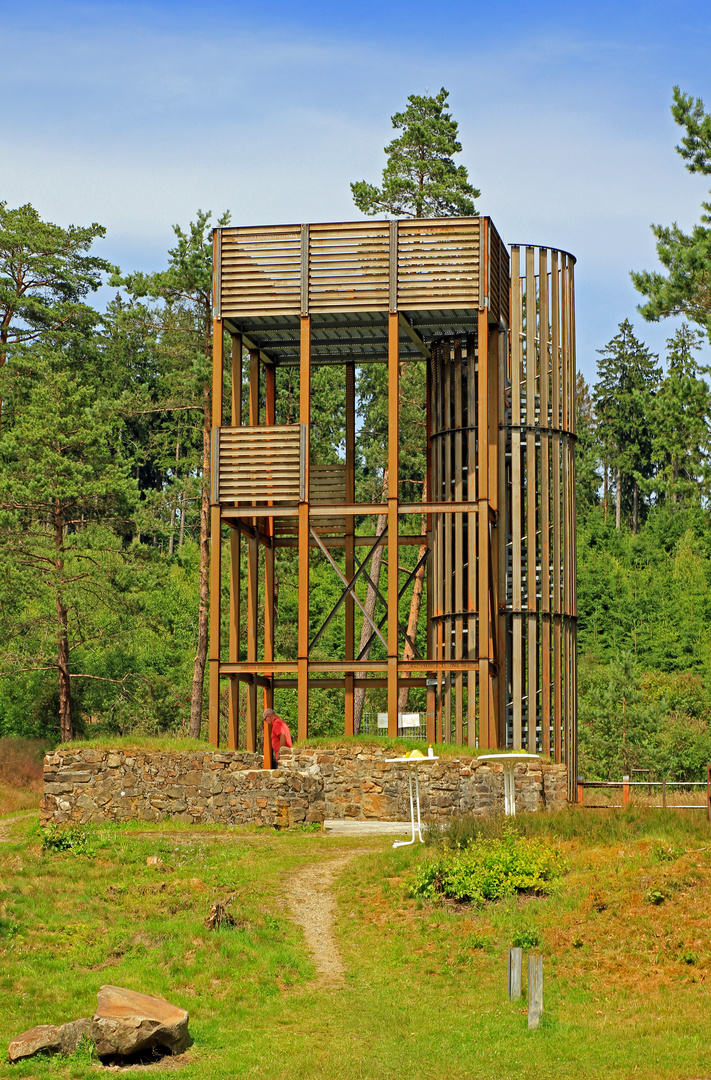 Neuer Altenbergturm aus Stahl (alter Turm war aus Holz)