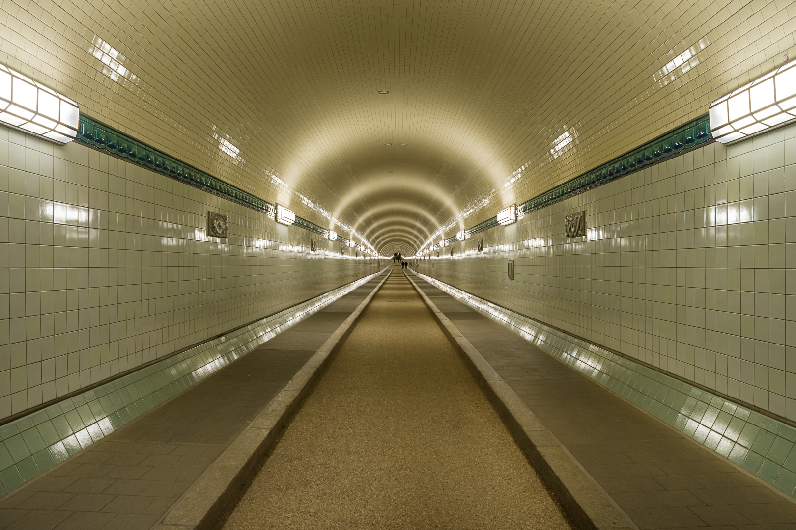 Neuer Alter Elbtunnel