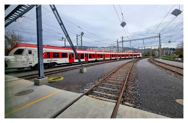 neuer Flirt-Evo-Zug der Stadler Rail für RegionAlps