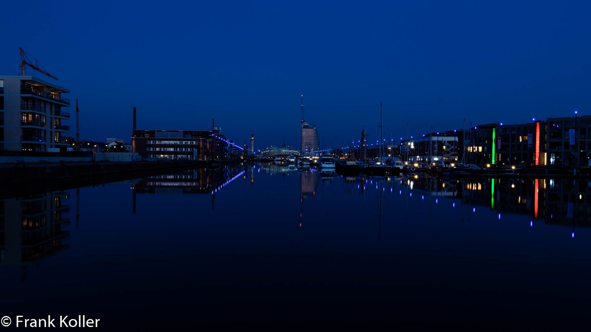 Neuer Hafen bei Nacht