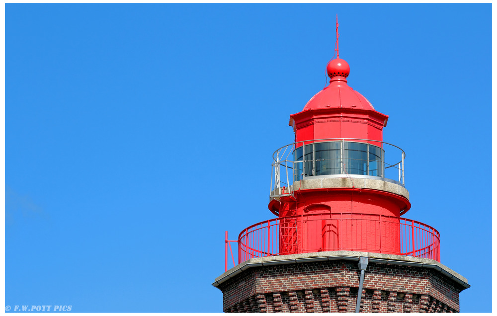 Neuer Lack auf alten Leuchtturm