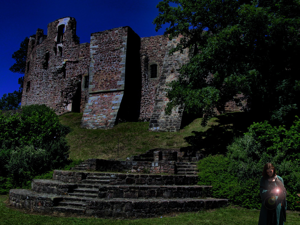 neuer Versuch Burg mit Frau