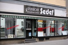 Neueröffnung eines exclusiven Damenfriseursalons