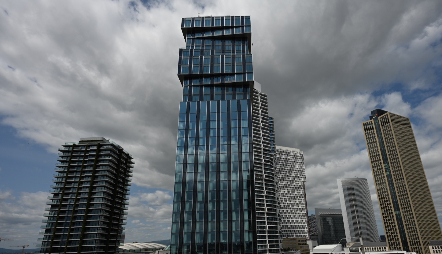 Neues Hochhaus in Frankfurt