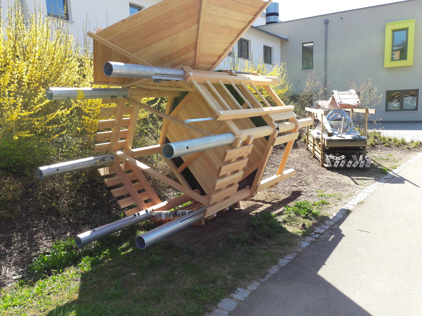 Neues Kindergartenspielgerät Ellwangen Foto & Bild | architektur