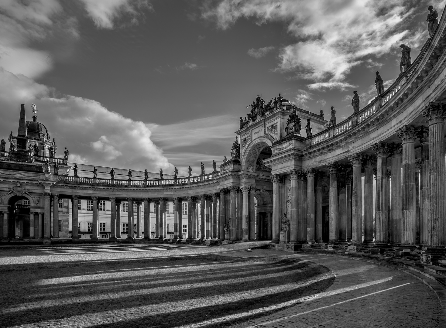 Neues Palais Kolonnaden