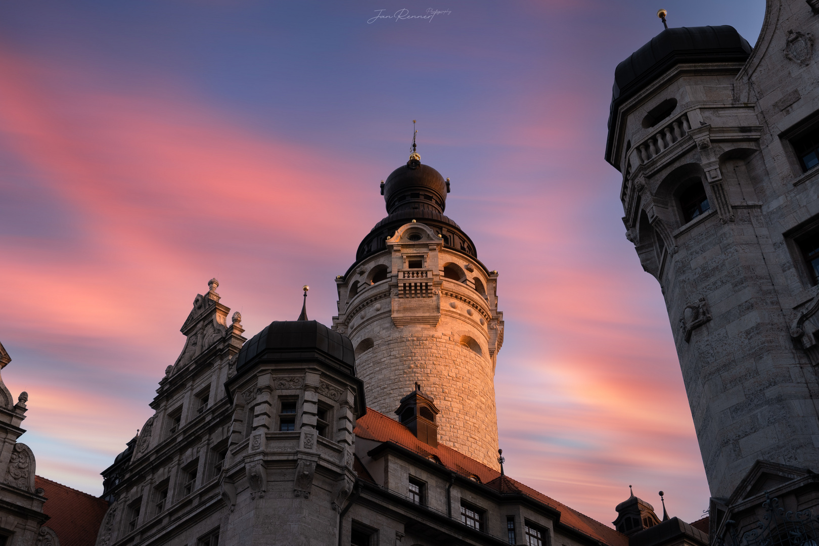 NEUES RATHAUS AM ABEND