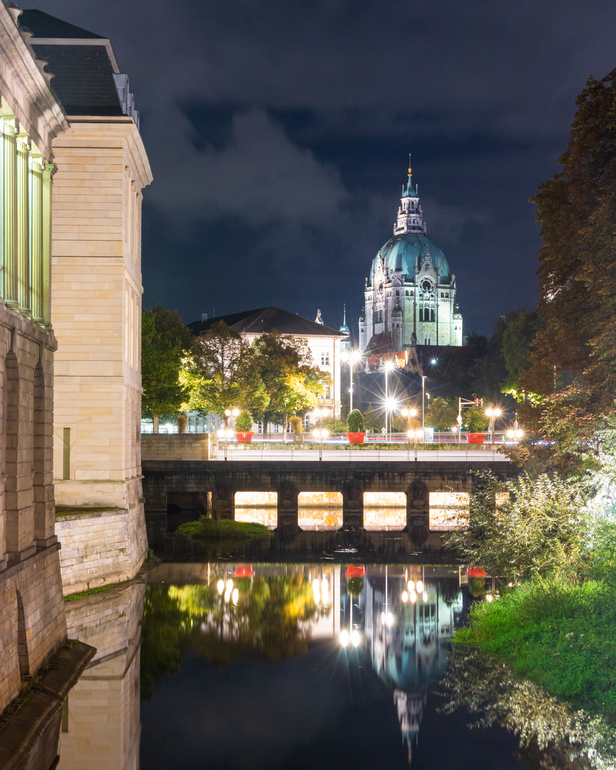 Neues Rathaus Hannover bei Nacht