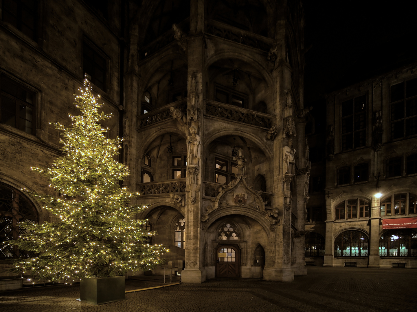 Neues Rathaus, Innenhof