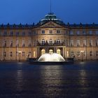 Neues Schloss 2 Stuttgart am frühen Morgen