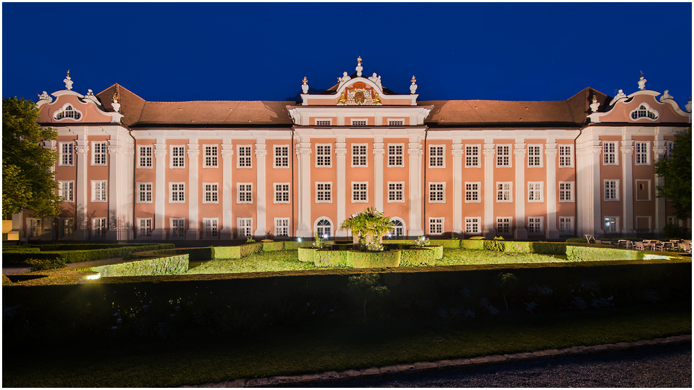 Neues Schloss... Foto & Bild architektur, architektur bei nacht