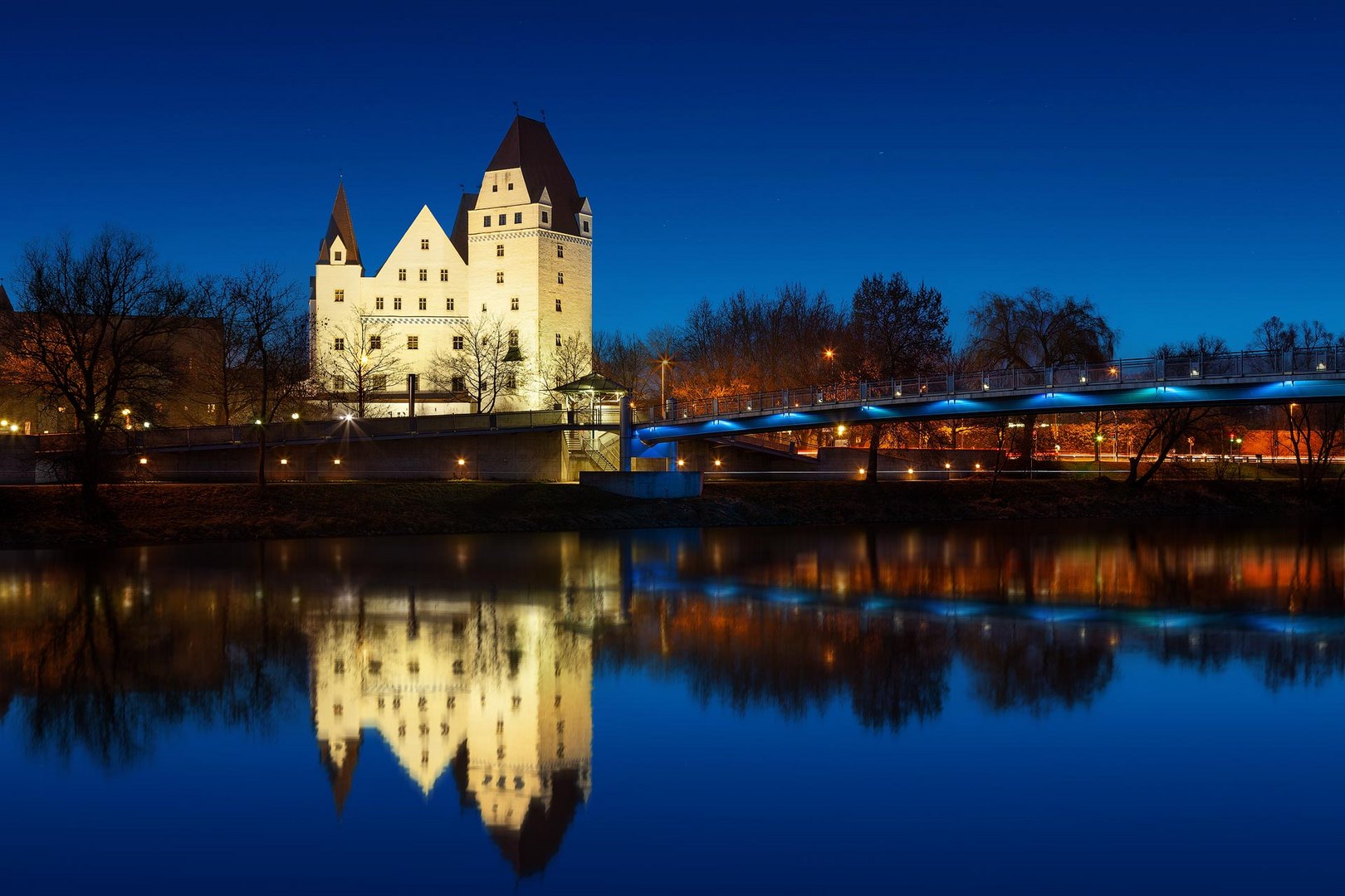 Neues Schloss, Ingolstadt zur blauen Stunde