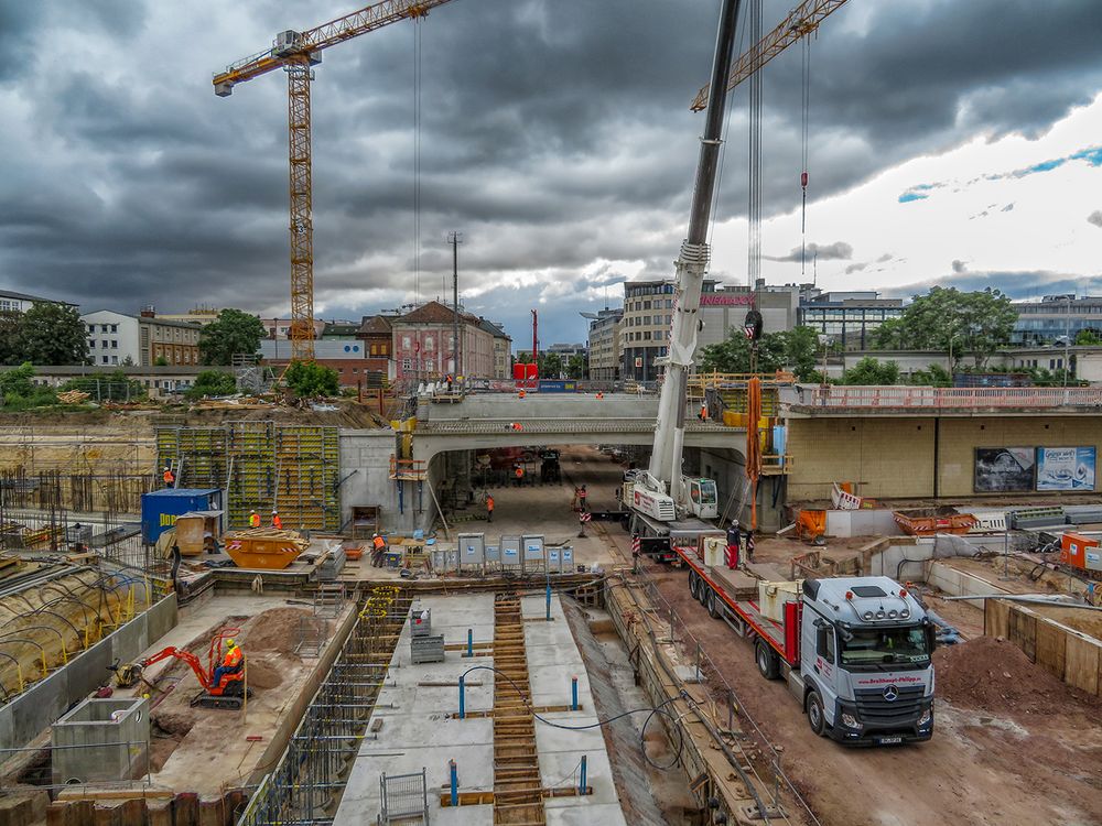 Neues von der Eisenbahnüberführung und Tunnelbaustelle 22.06.2018......