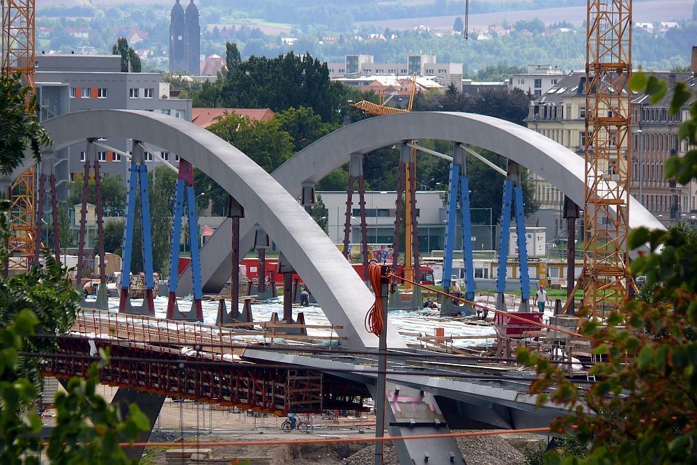 Neues von der Waldschlösschenbrücke im August III