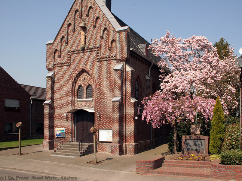 Neugotische katholische Herz-Jesu-Kirche in Kuckum, Erkelenz