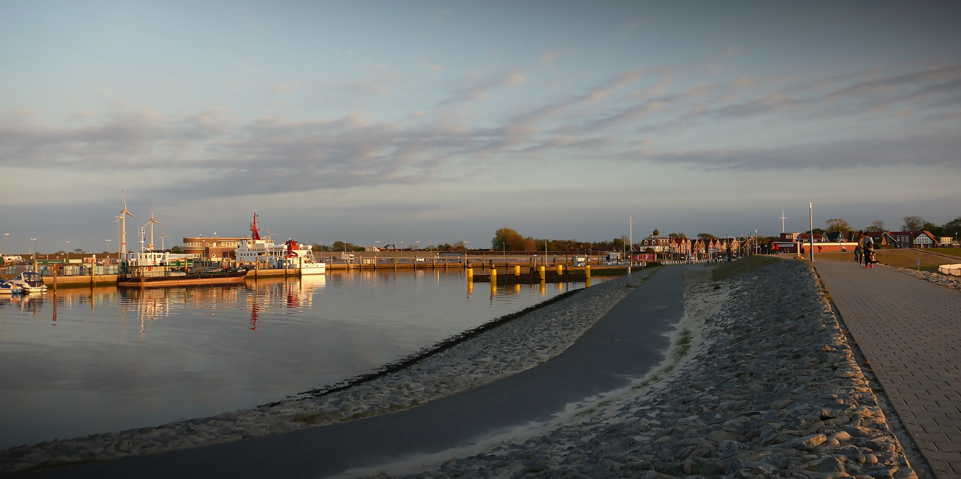 Neuharlingersiel