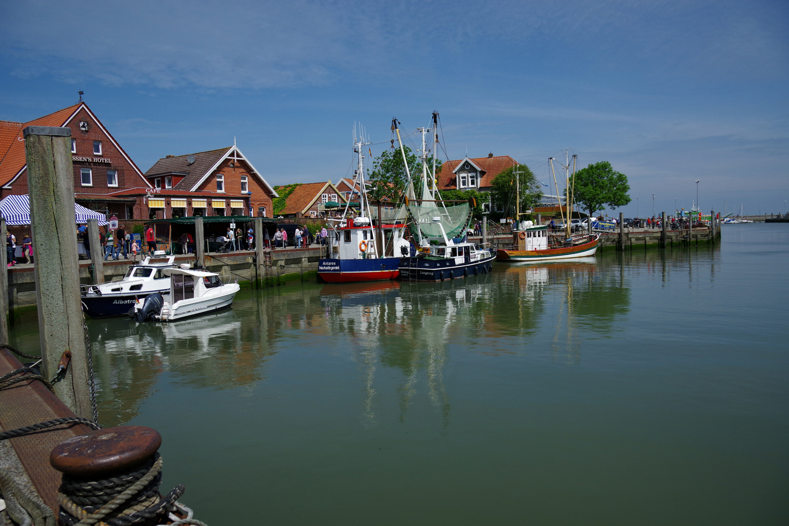 Neuharlingersiel. Foto & Bild deutschland, europe, niedersachsen