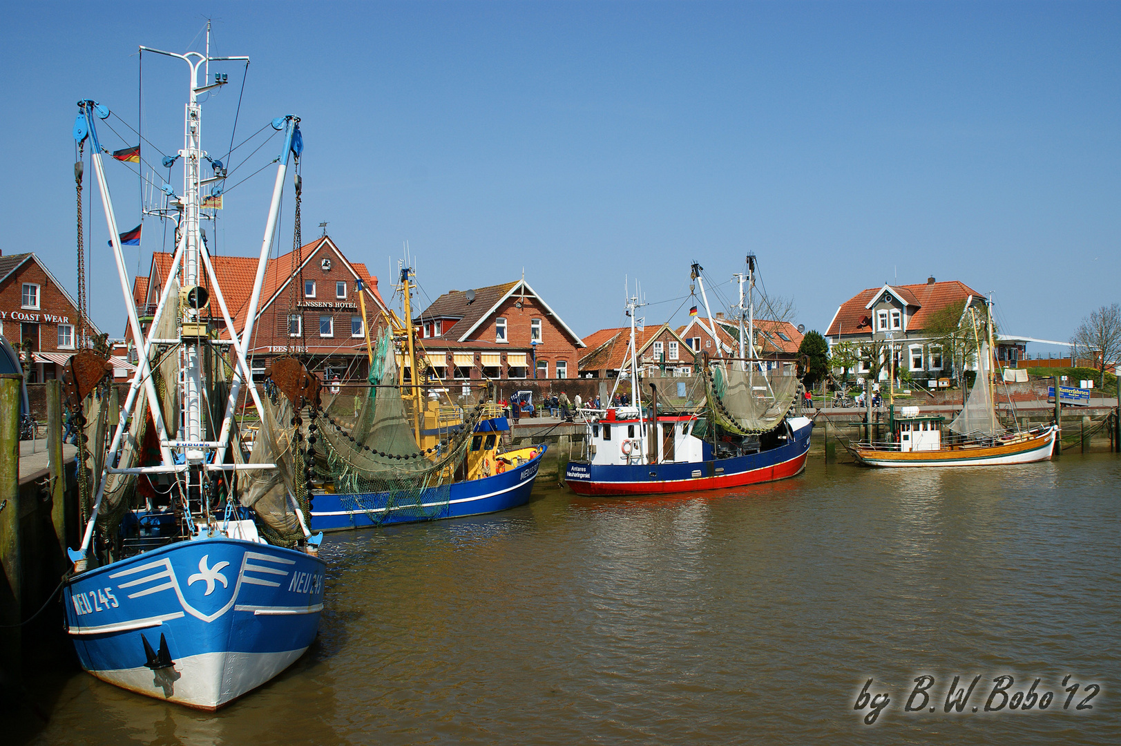 Neuharlingersiel im Mai 2012