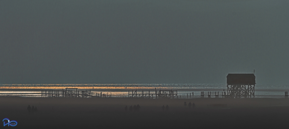 Neujahrsgang bei Strandnebel