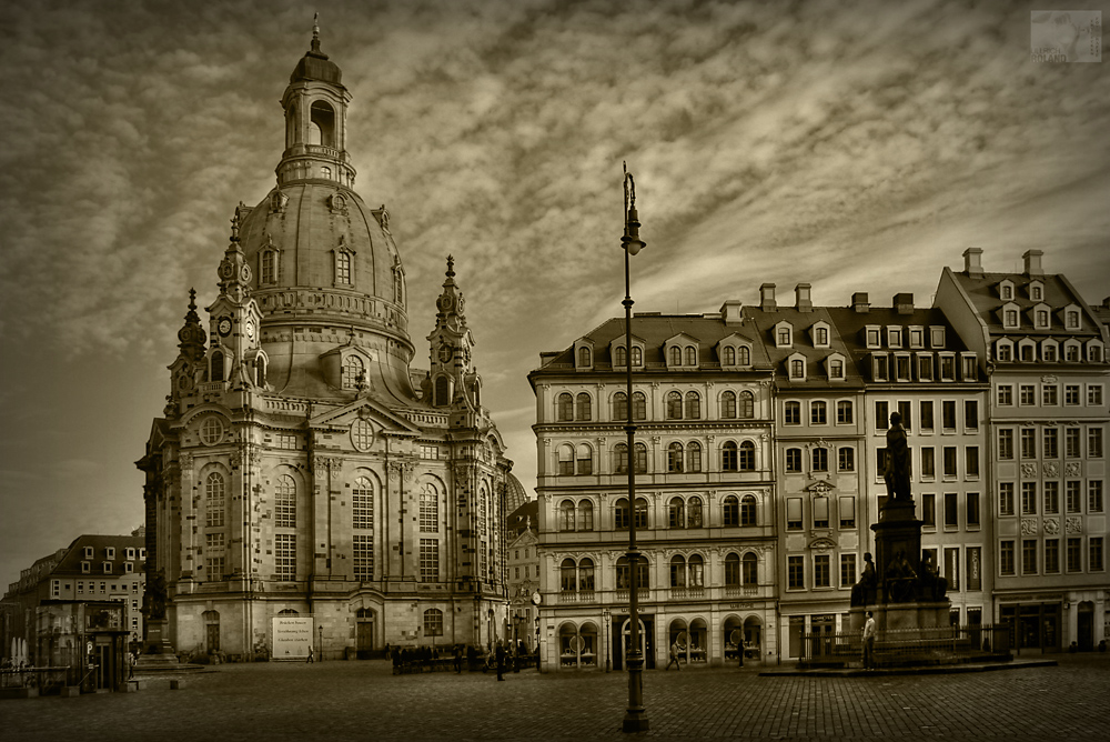 Neumarkt Dresden mit Frauenkirche