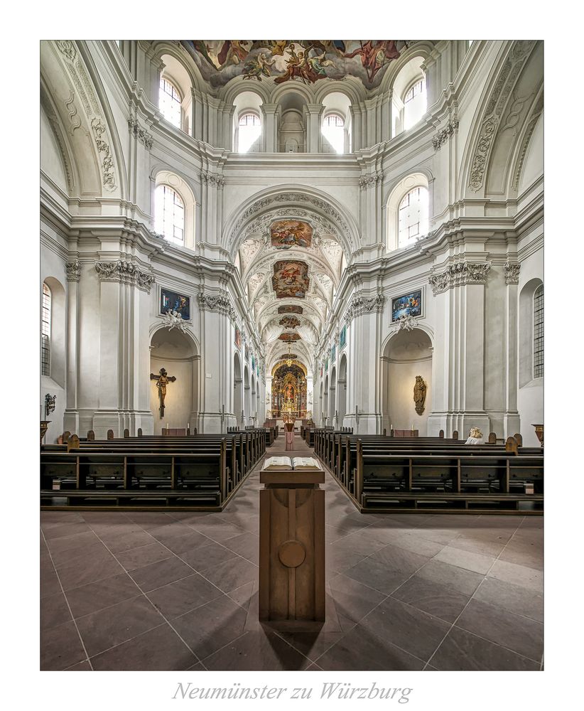 Neumünster zu Würzburg " der Blick zum Chor, aus meiner Sicht..."