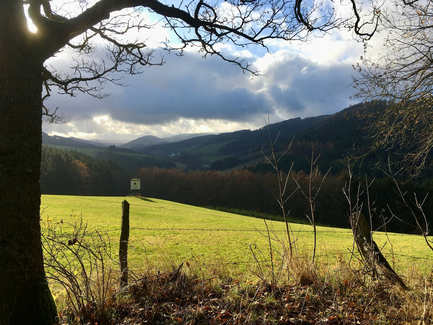 Neunhundertfünfundneunzig, neunhundertsechsundneunzig…