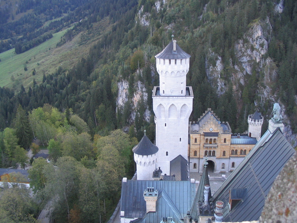 Neuschwanstein: Blick aufs Schloss vom höchsten Turm aus