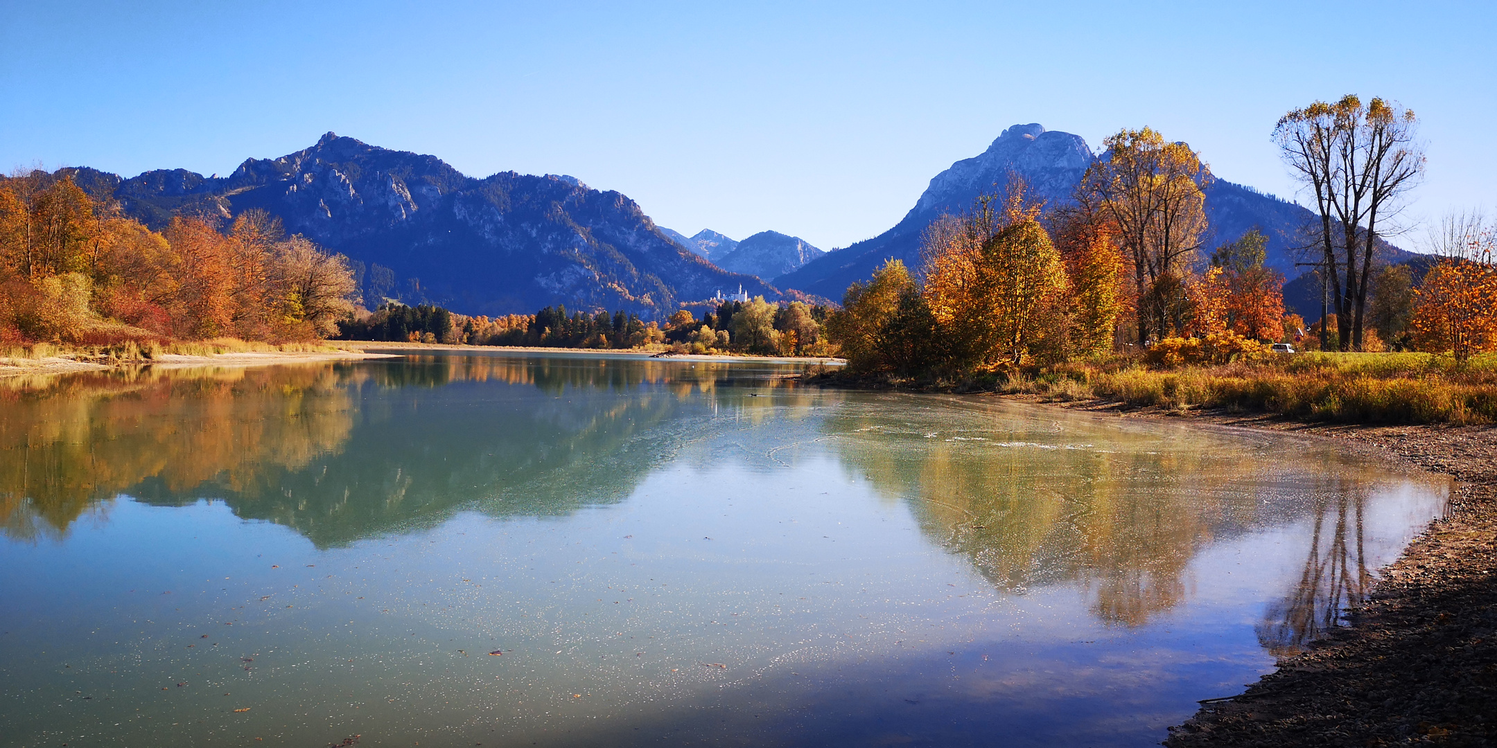 Neuschwanstein im Herbst