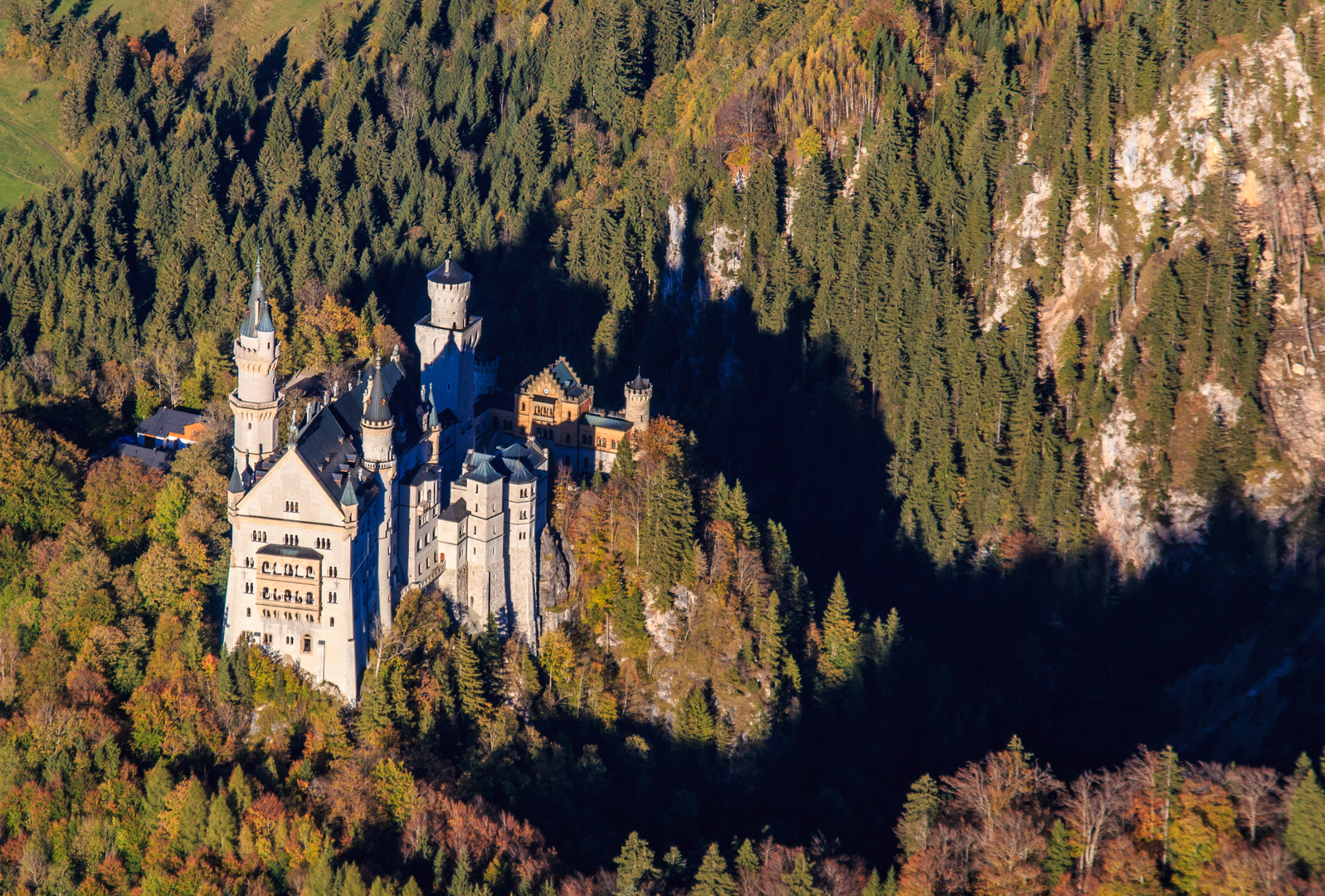 Neuschwanstein im Herbst