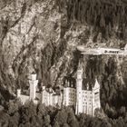 Neuschwanstein mit Flugzeug