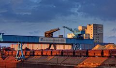 Neuss  Düsseldorfer Häfen  / HDR