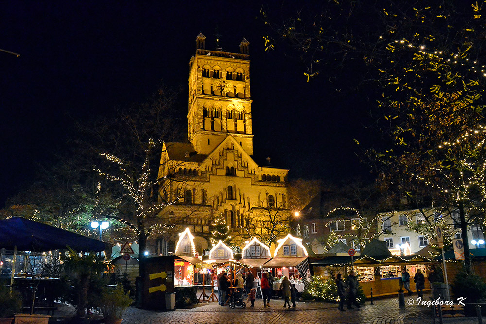 Neuss - Quirinusmünster - Weihnachtsmarkt