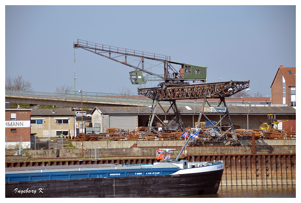 Neuss - Schrottverladeplatz im Hafen