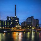 Neusser Hafen zur Blauen Stunde